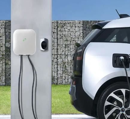22kw アプリ ウォール EV 充電器 OEM ウォールボックス EV 充電器ステーション タイプ 2