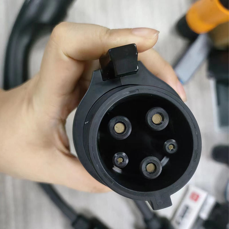 携帯安全 60A 250V テスラからタイプ1EV充電器アダプタ 電動車充電器用ケーブル
